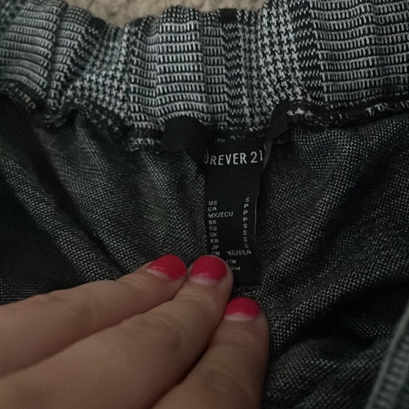 Patterned Pants - Picture 2 of 4